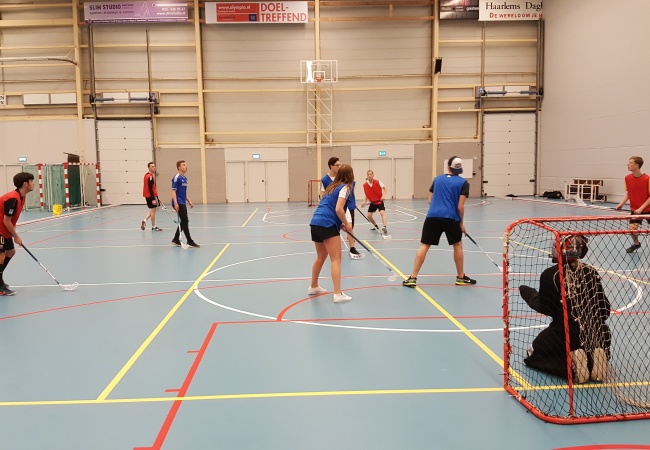 ‘Skillsweek’ floorball Nova College Haarlem